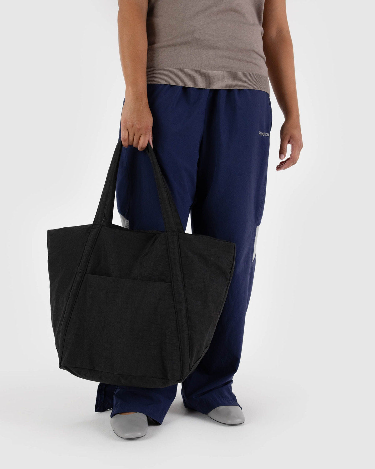 Cloud Bag Black | Baggu Signature