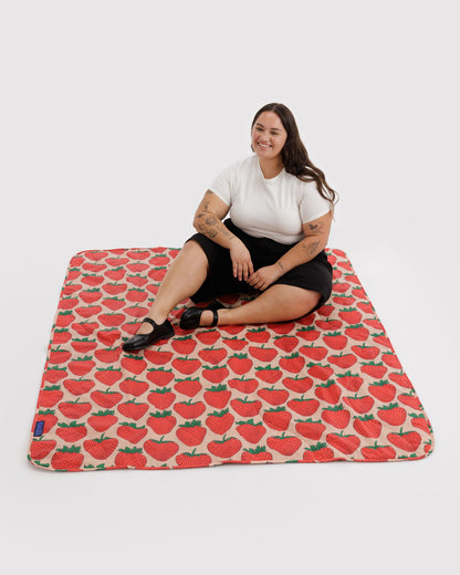 Puffy Picnic Blanket Strawberry | Baggu Best Price