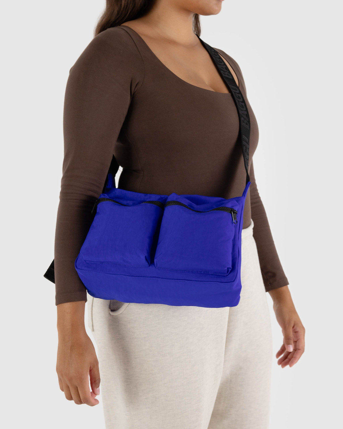 Medium Cargo Crossbody Lapis | Baggu Classic