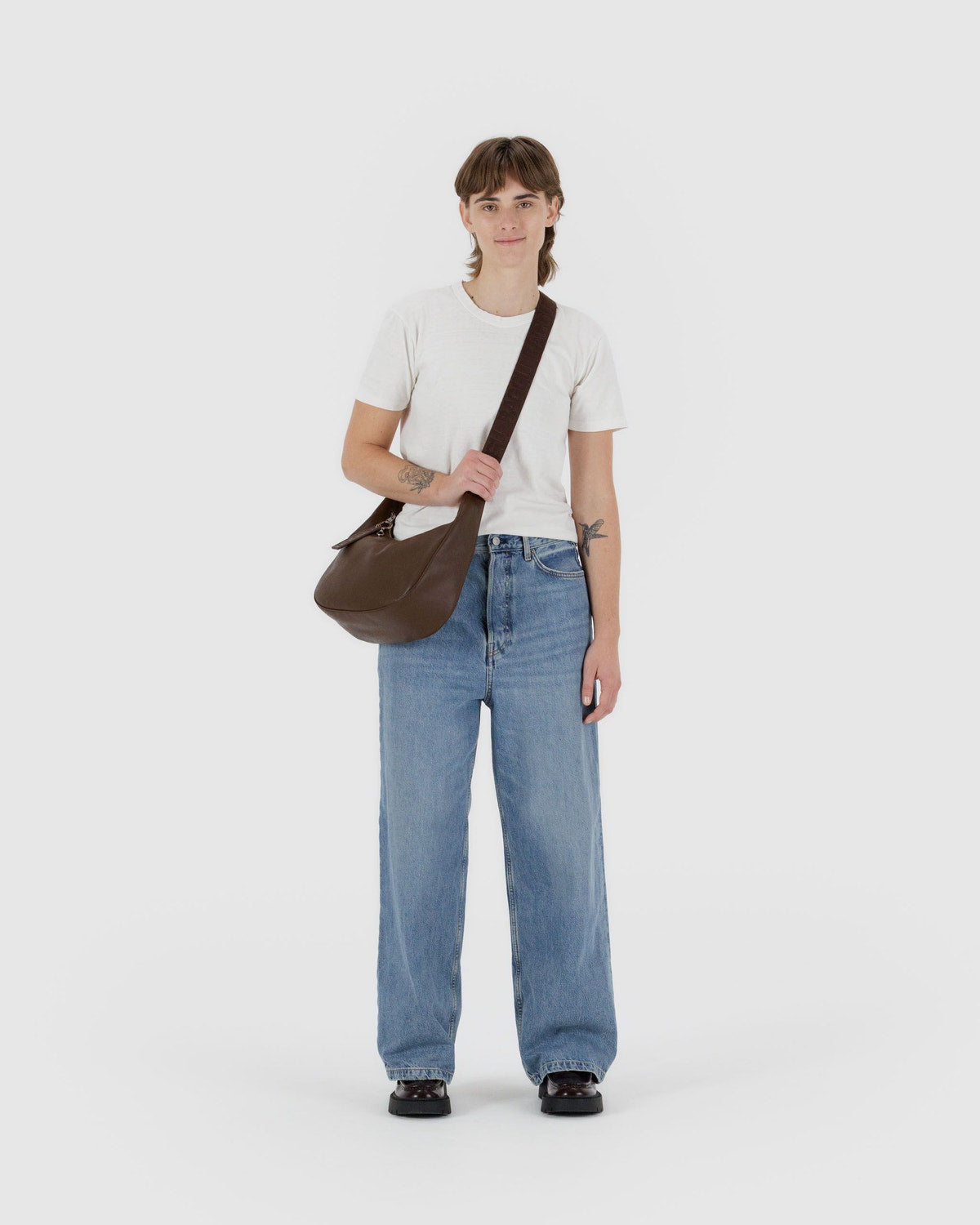 Medium Recycled Leather Crescent Bag Brown | Baggu Featured