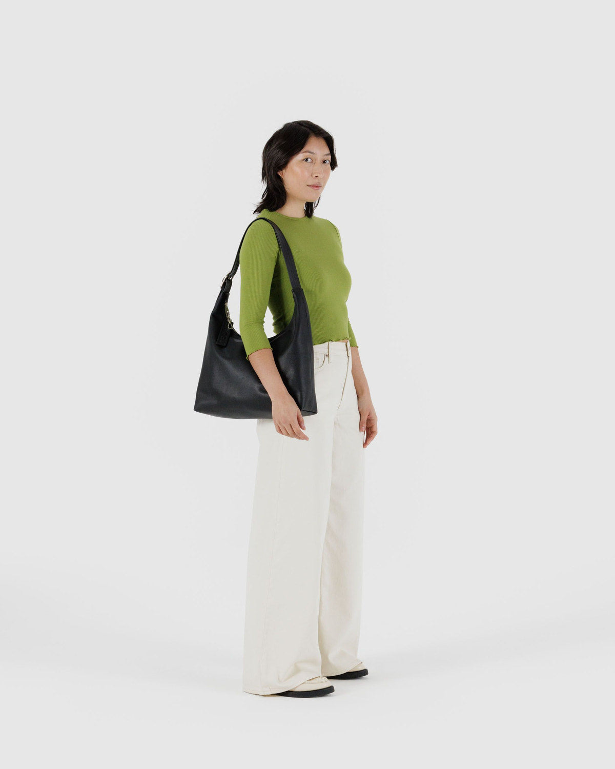 Recycled Leather Shoulder Bag Black | Baggu Sale