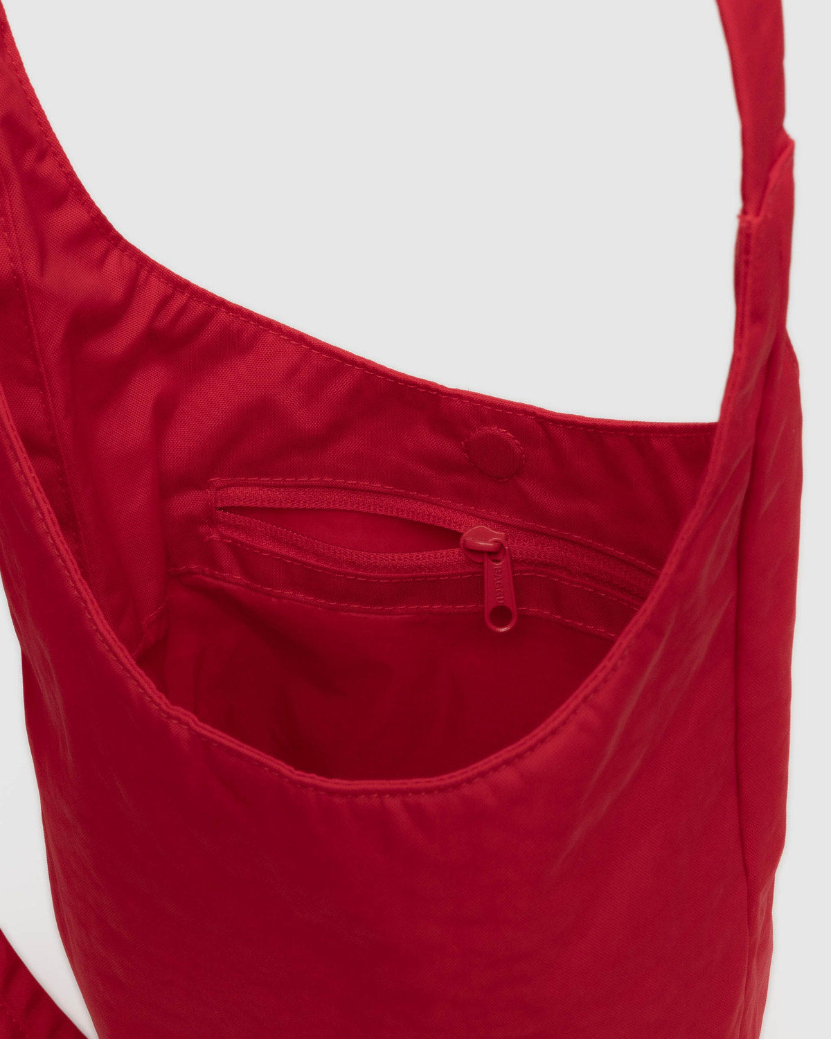 Small Nylon Sling  Candy Apple | Baggu Everyday
