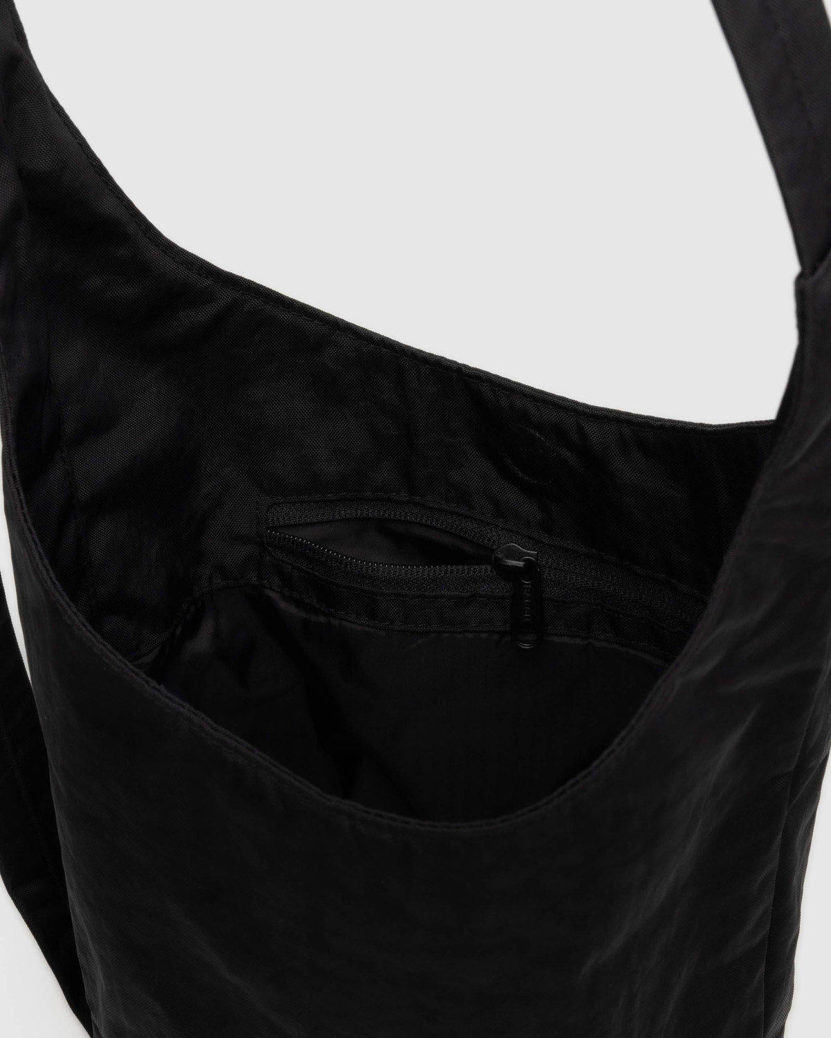 Small Nylon Sling  Black | Baggu Customer Favorite