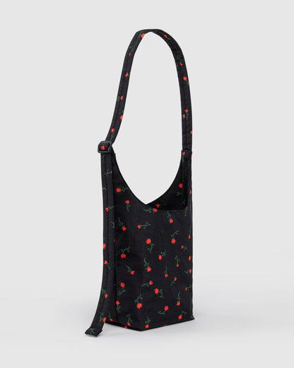 Small Nylon Sling  Painted Wildflower | Baggu New