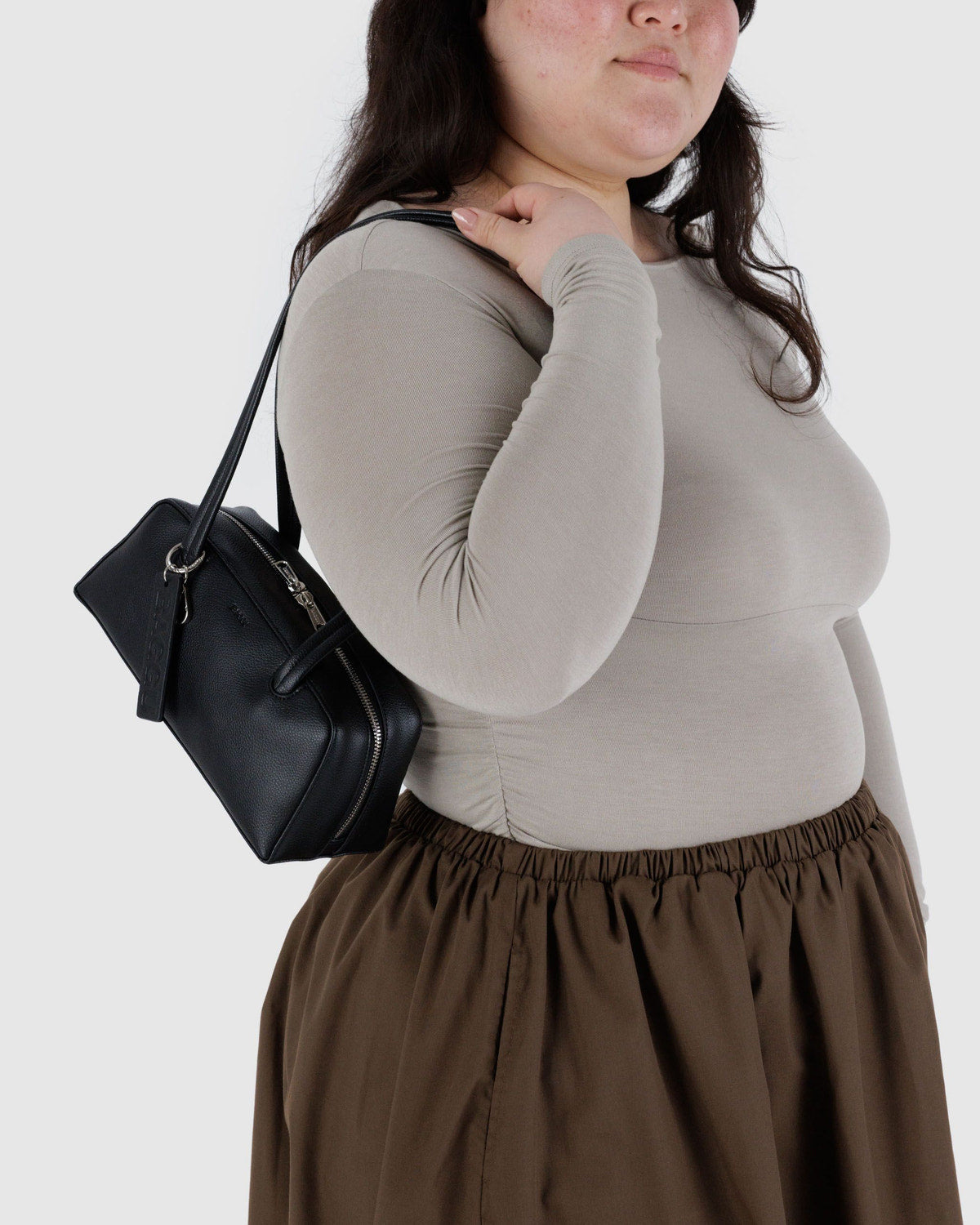 Small Recycled Leather Bowler Bag Black | Baggu Value