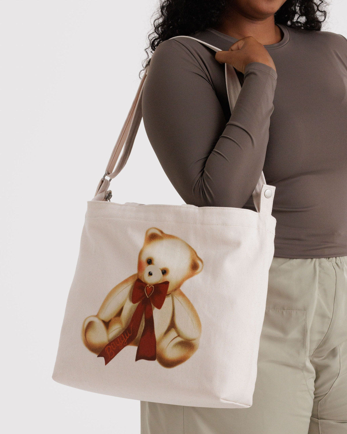 Horizontal Zip Duck Bag Teddy Bear | Baggu New