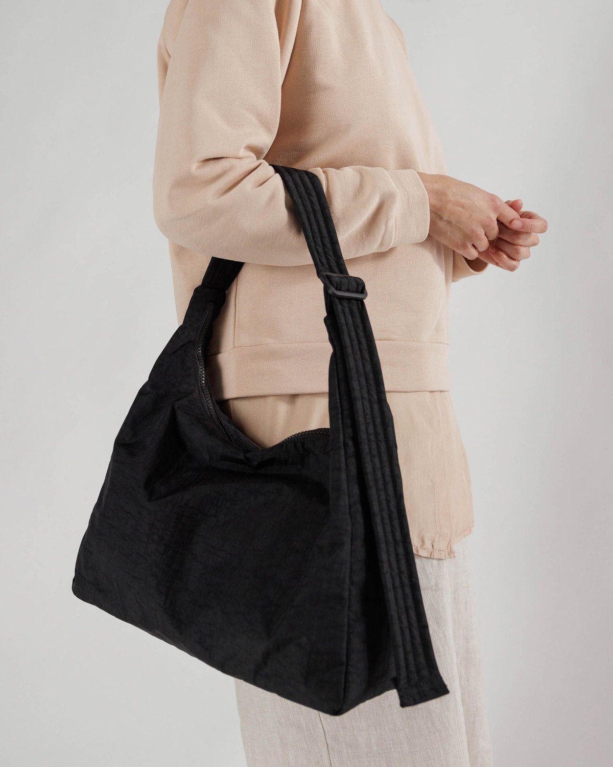 Nylon Shoulder Bag Black | Baggu Trusted