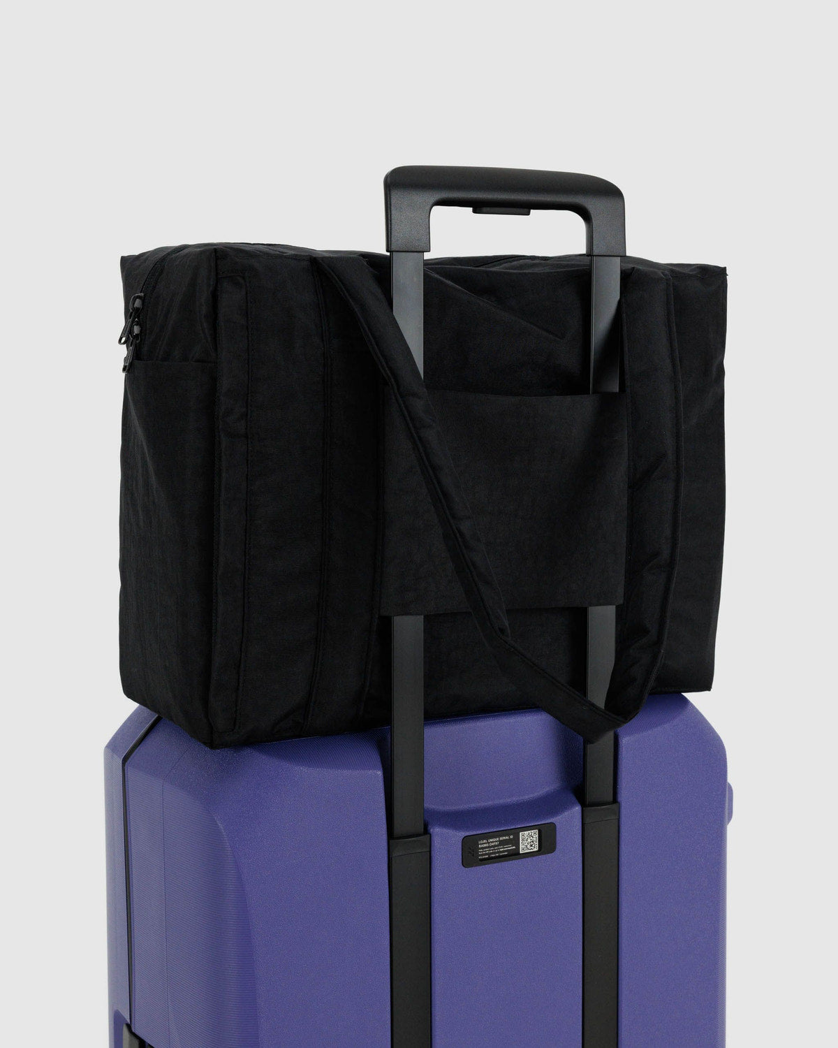 Small Cloud Carry-On Black | Baggu Customer Favorite