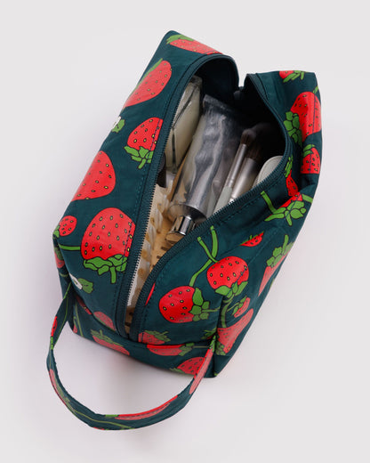 Dopp Kit Strawberry Blossom | Baggu Signature