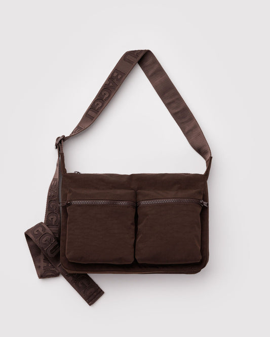 Medium Cargo Crossbody Coffee | Baggu Signature