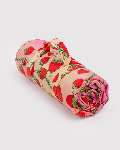 Puffy Picnic Blanket Strawberry Blossom | Baggu Featured