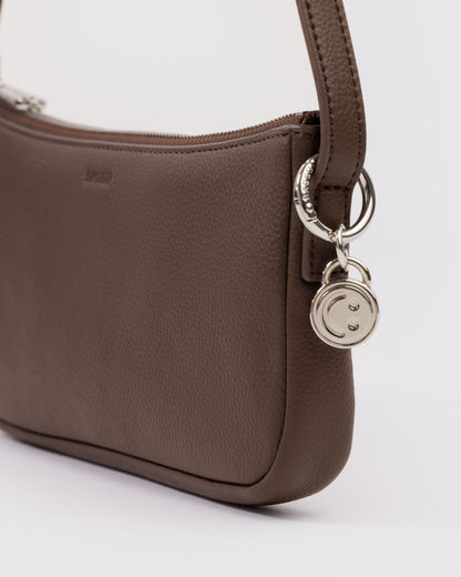 Recycled Leather Pochette Brown | Baggu Best Price