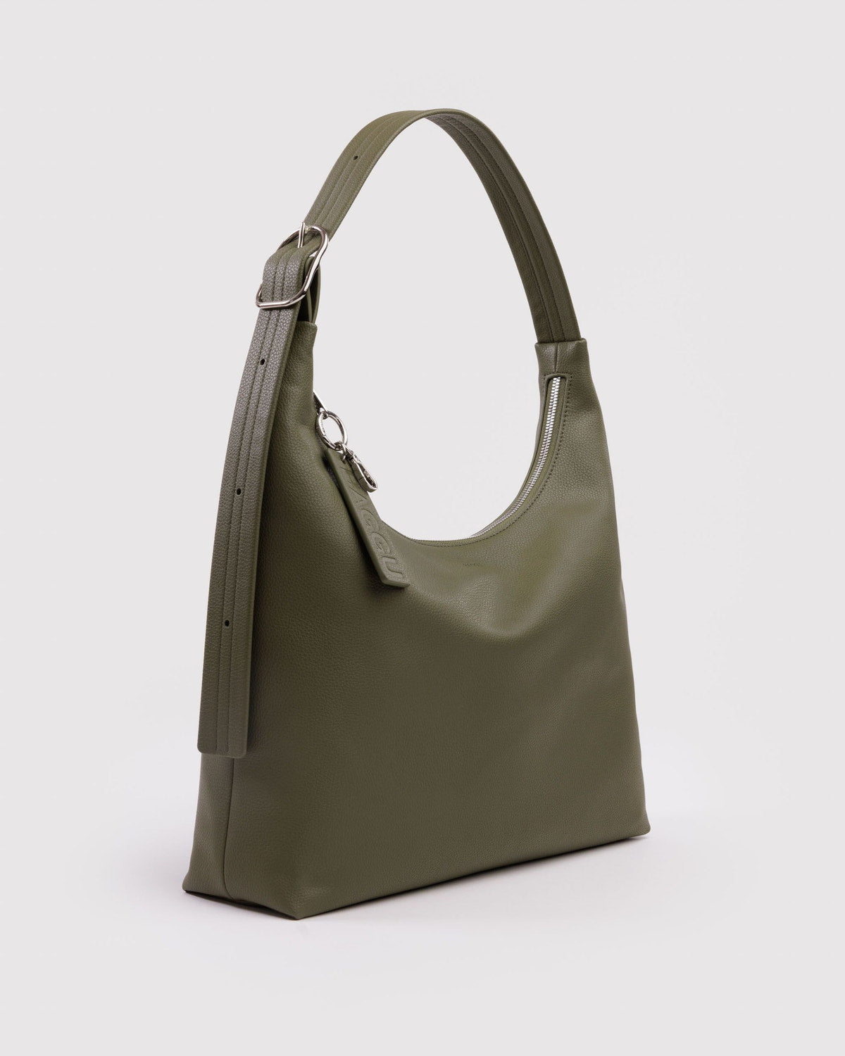 Recycled Leather Shoulder Bag Loden | Baggu Premium
