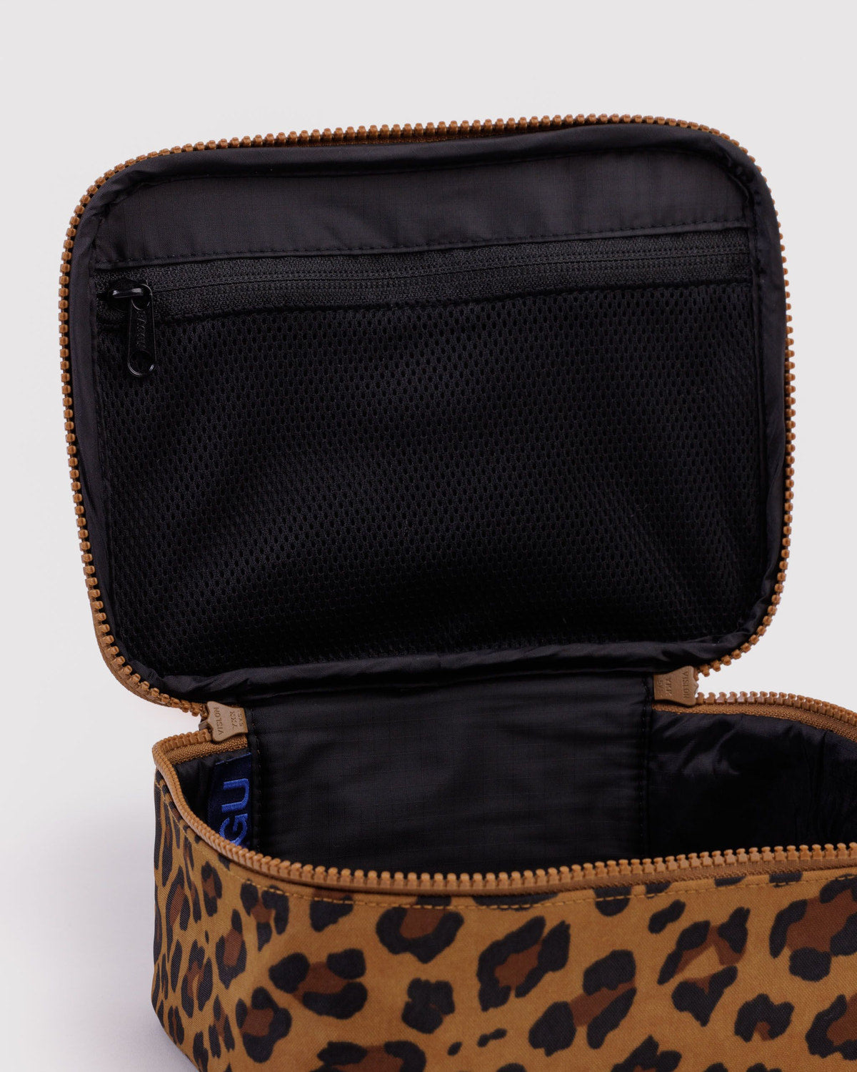 Small Cosmetic Case Leopard | Baggu Premium