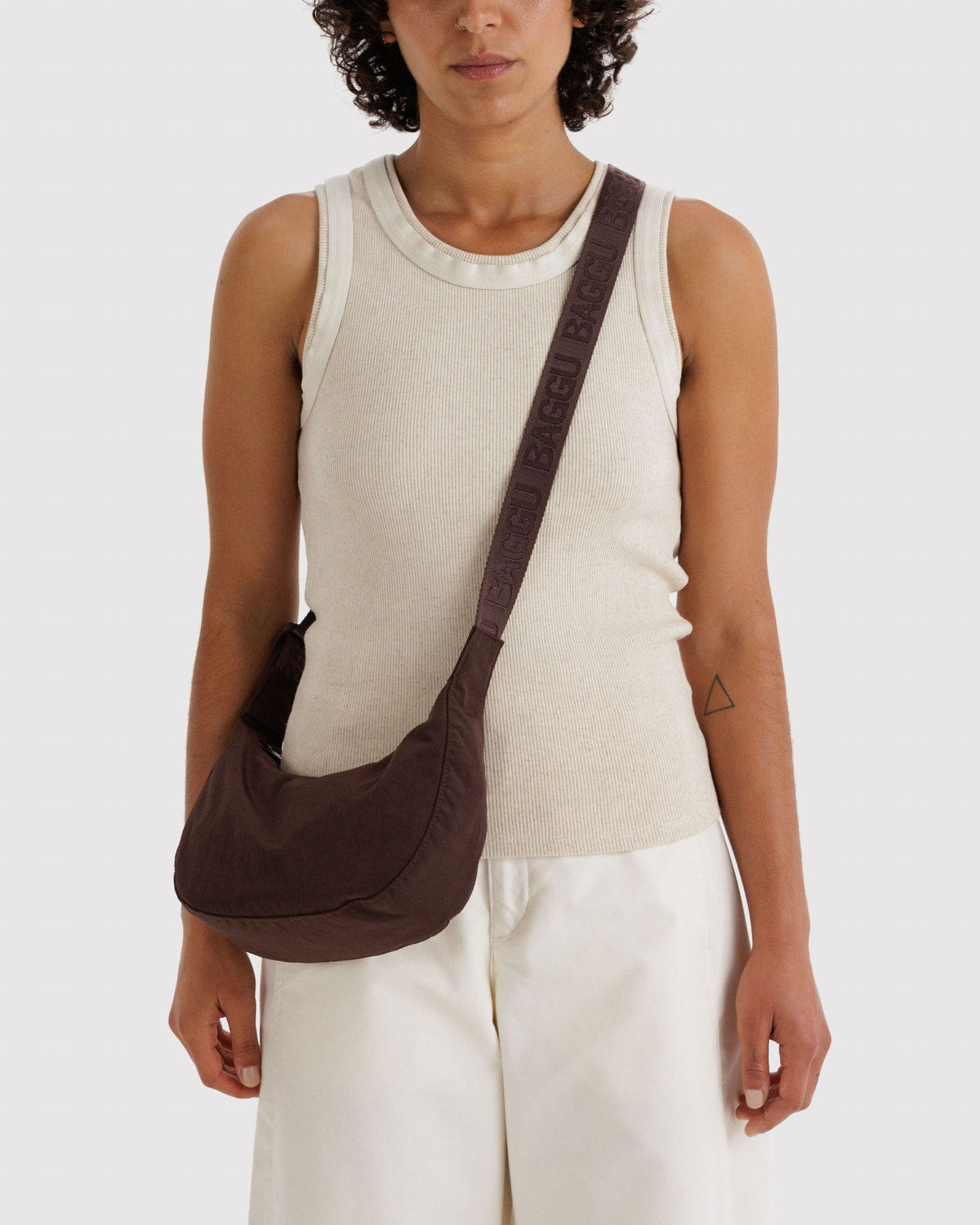 Small Nylon Crescent Bag Coffee | Baggu Best Price
