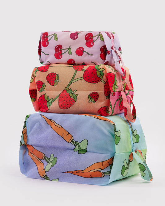 3D Zip Set Carrots & Berries | Baggu Essential
