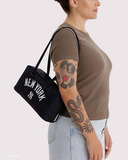 Nylon Bowler Bag New York Yankees™ | Baggu Quality