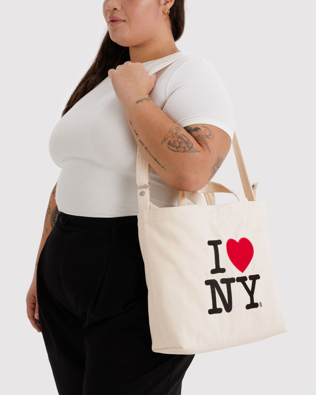 Horizontal Zip Duck Bag I Love NY | Baggu Trusted