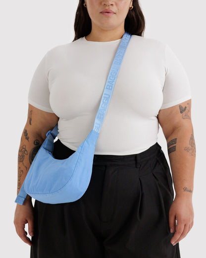 Small Nylon Crescent Bag Piscine | Baggu New