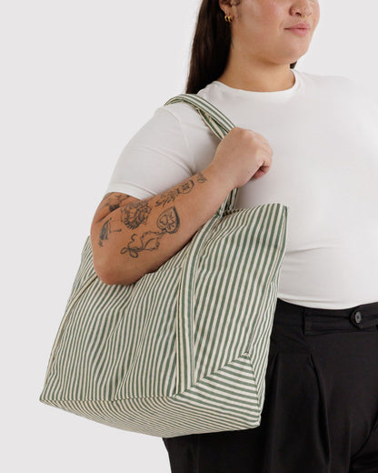 Cloud Bag Sage Stripe | Baggu Customer Favorite