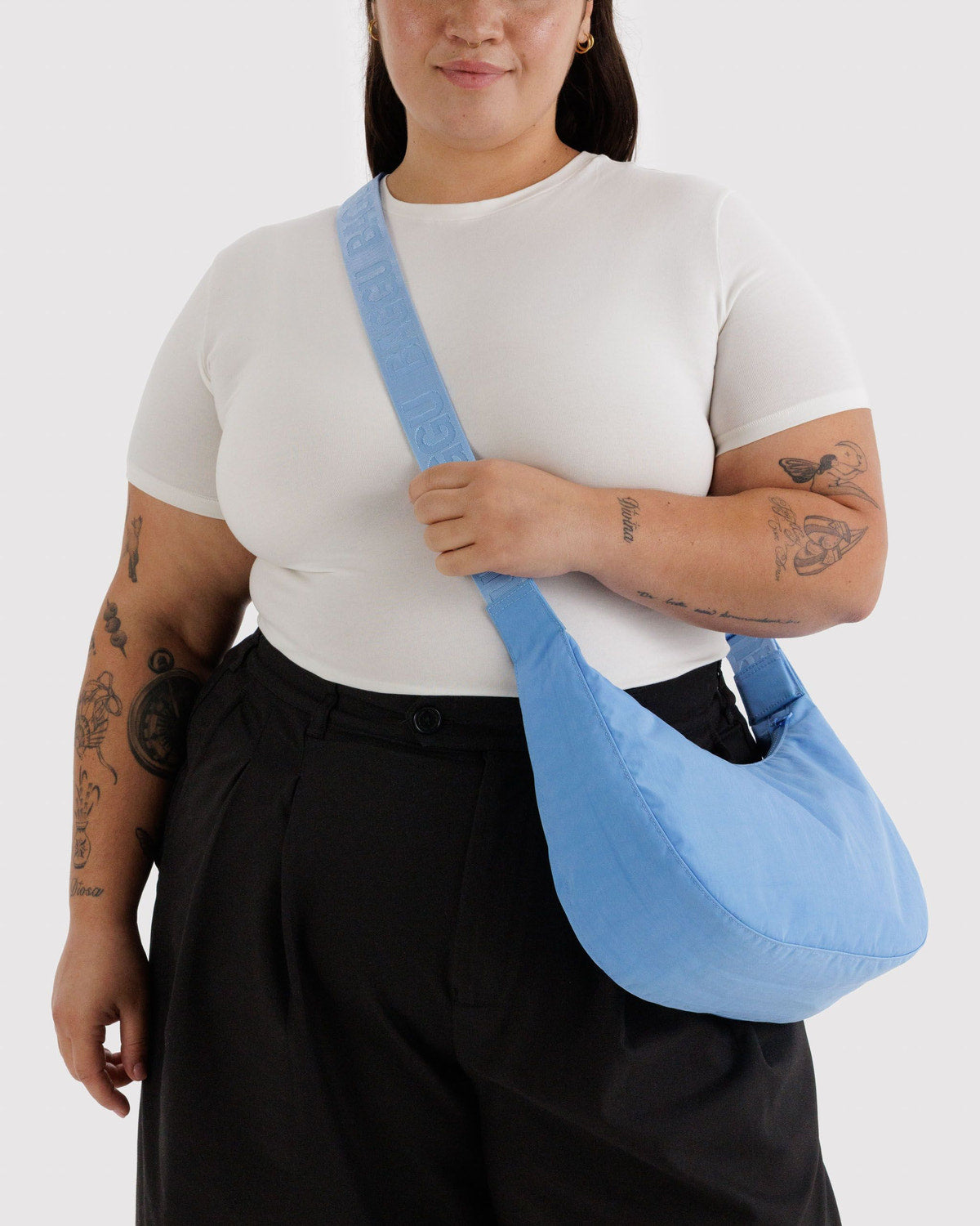 Medium Nylon Crescent Bag Piscine | Baggu Great Value